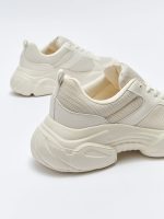 کفش ورزشی زنانه با کف ضخیم ال سی وایکیکی