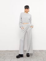 سویشرت زنانه آستین بلند یقه گرد اورسایز ال سی وایکیکی