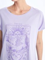 تی شرت زنانه آستین کوتاه چاپی یقه گرد ال سی وایکیکی