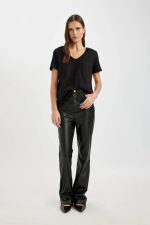 تی شرت زنانه آستین کوتاه چاپی یقه هفت دفکتو