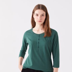 بلوز زنانه ساده یقه دکمه دار LC Wakiki