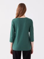 بلوز زنانه ساده یقه دکمه دار LC Wakiki